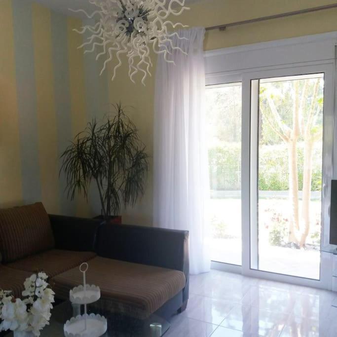 Greek Style Ground Floor Apartment & Pool Ialysos  Exteriér fotografie