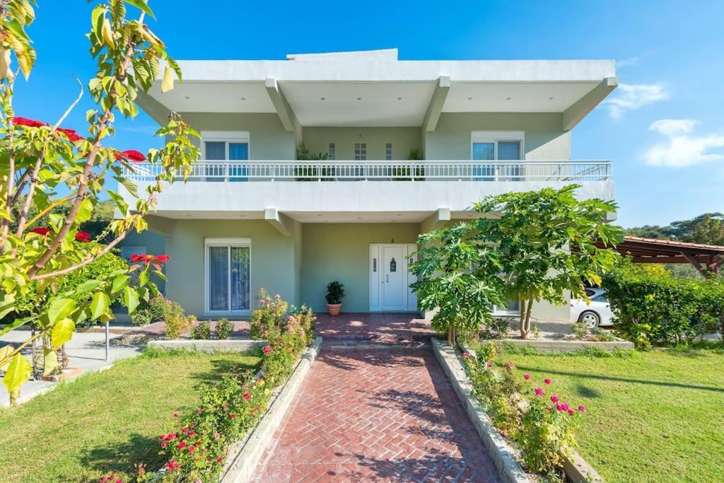 Greek Style Ground Floor Apartment & Pool Ialysos  Exteriér fotografie